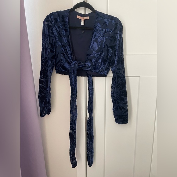 FLAW Hutch Velvet Claudia Crop Top Size Small - Picture 3 of 10
